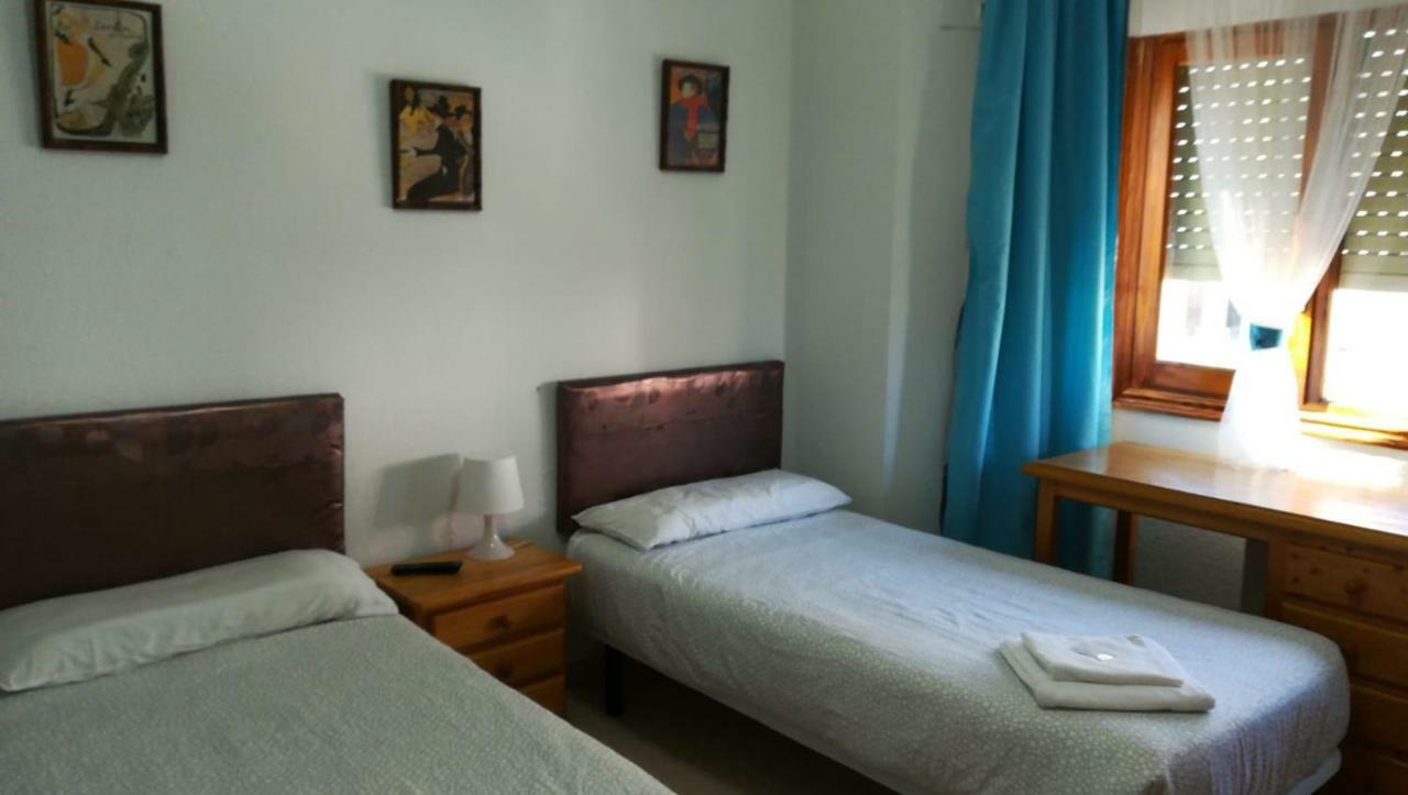Hostal El Alba Brunete Bagian luar foto